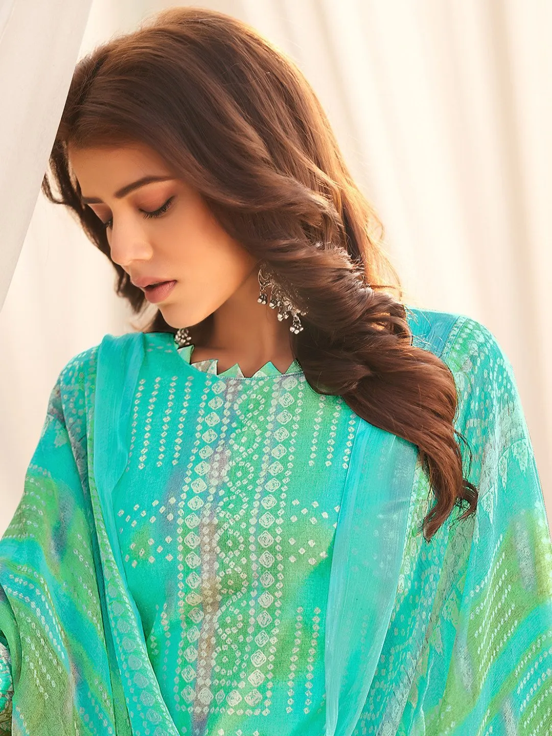 Cotton Printed Green Un-Stitched Suit with chiffon Dupatta